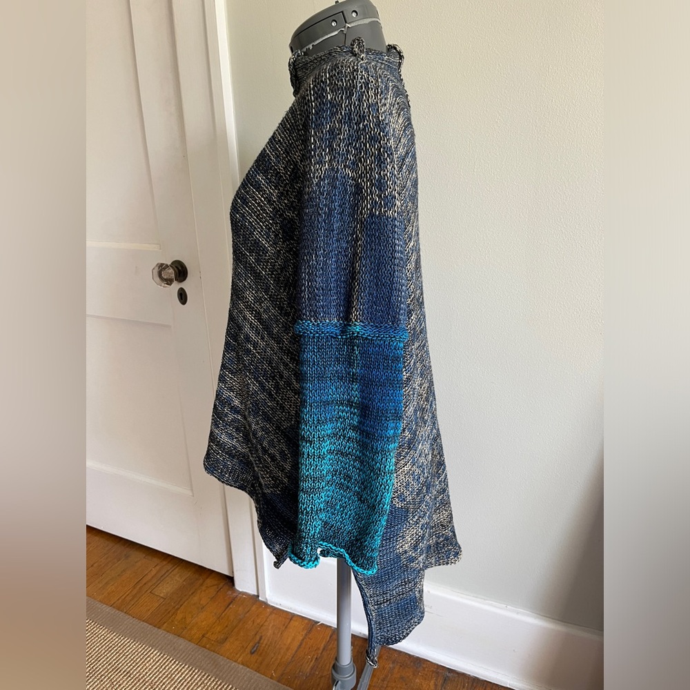 The most gorgeous SKIF sweater